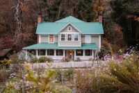 mast farm inn valle crucis nc.jpg